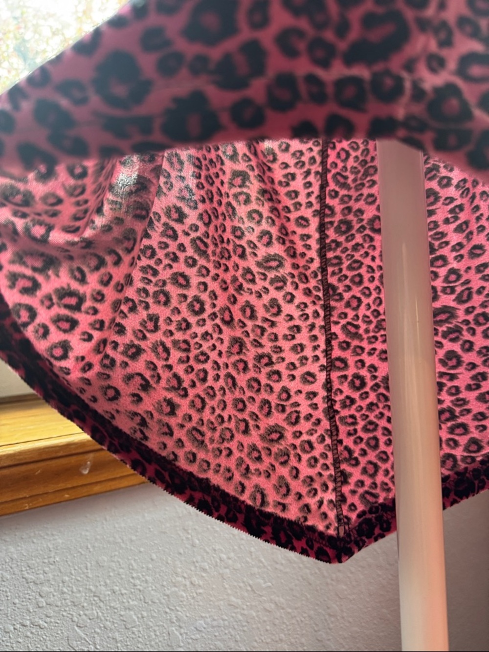 π VTG Seven Sisters Pink Leopard Velvet Matching Set - Made in USA - Picture 5 of 9